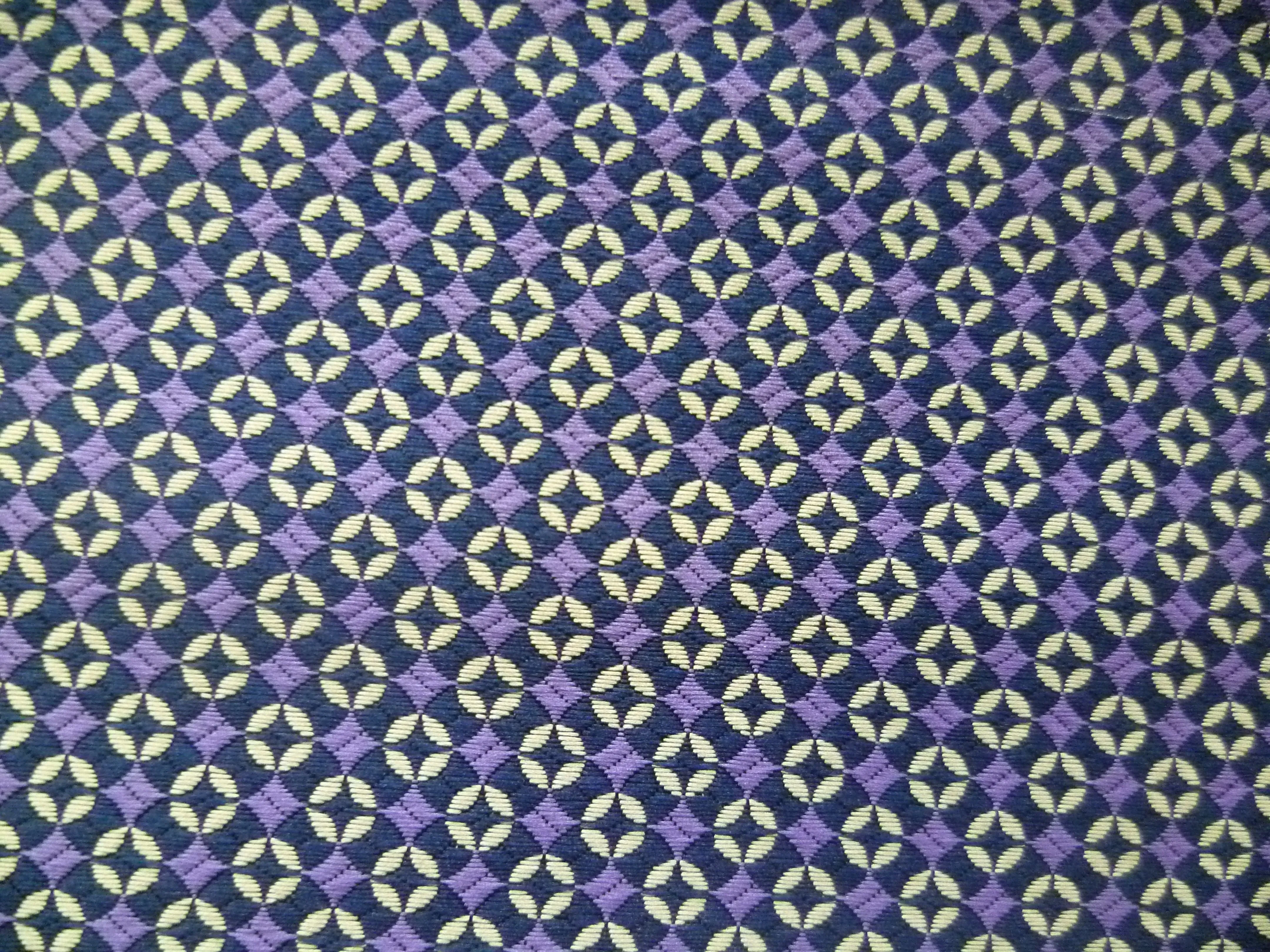 100 % Silk ( NEW )