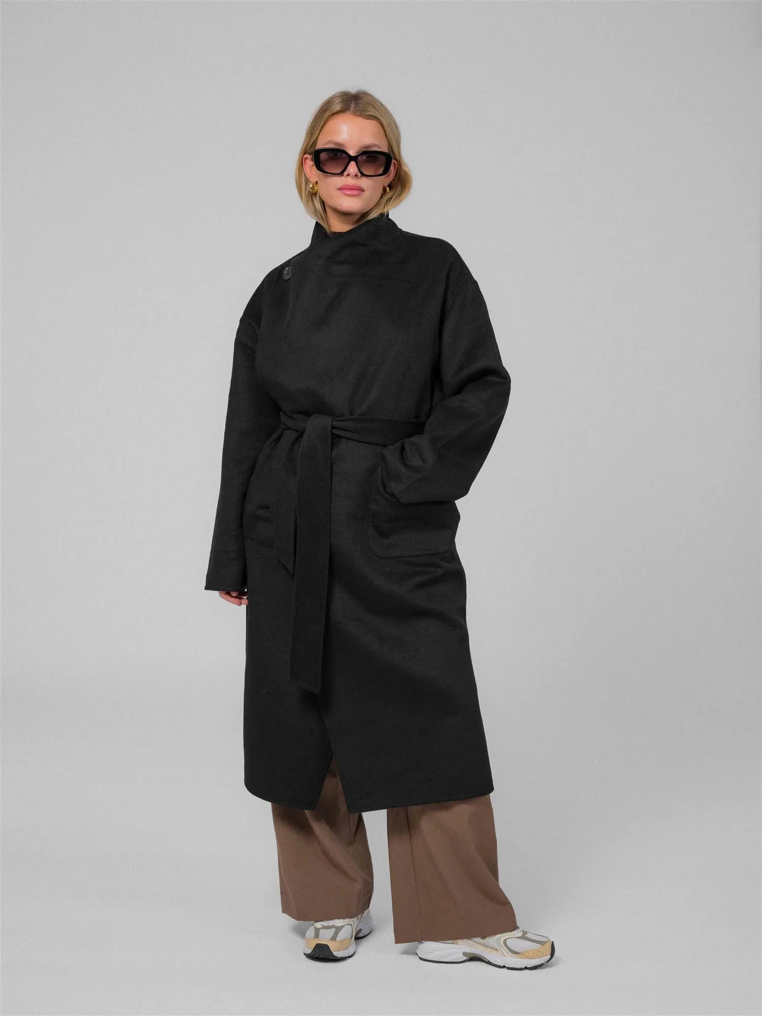 Ana Wool Coat