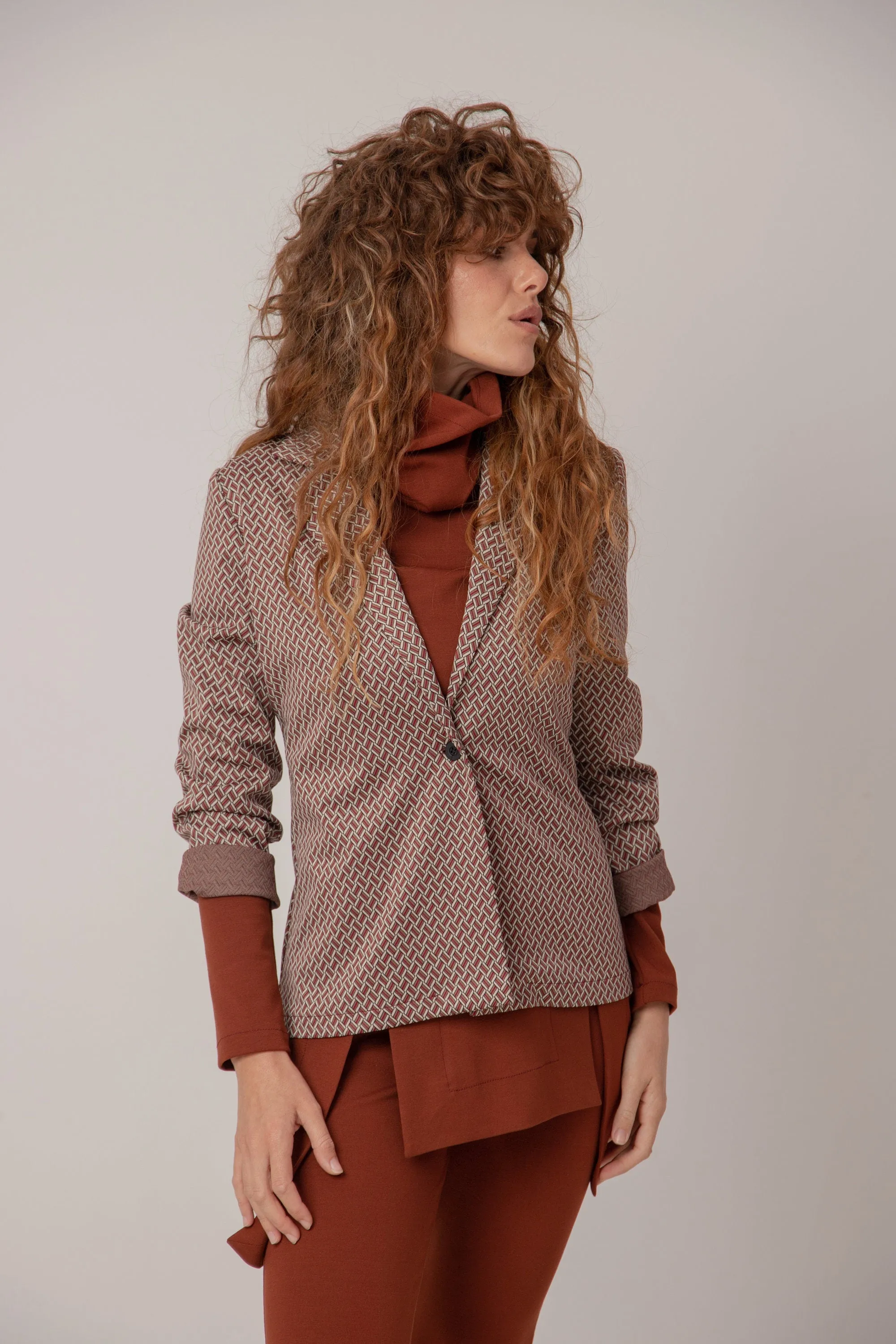 Classic elegant blazer - RIYA