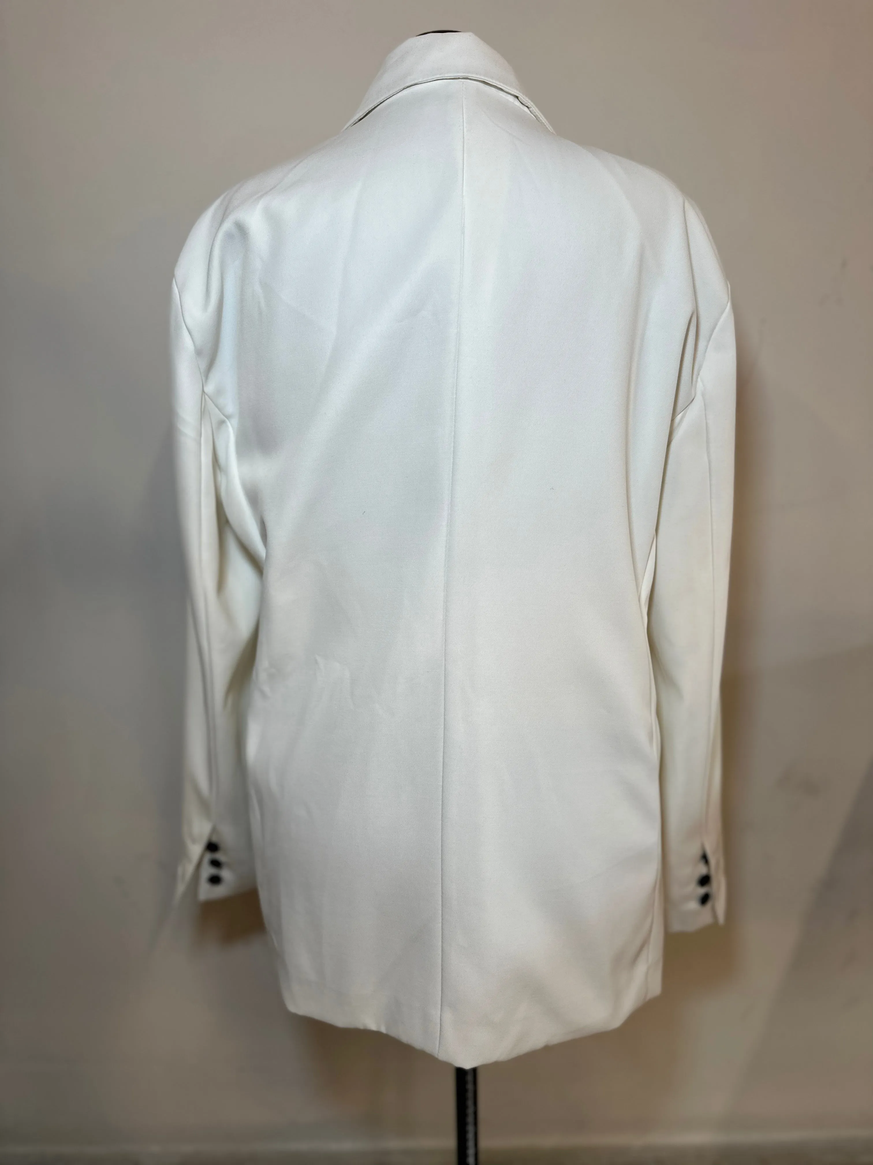 Classic White Blazer | SIZE M | FINAL SALE