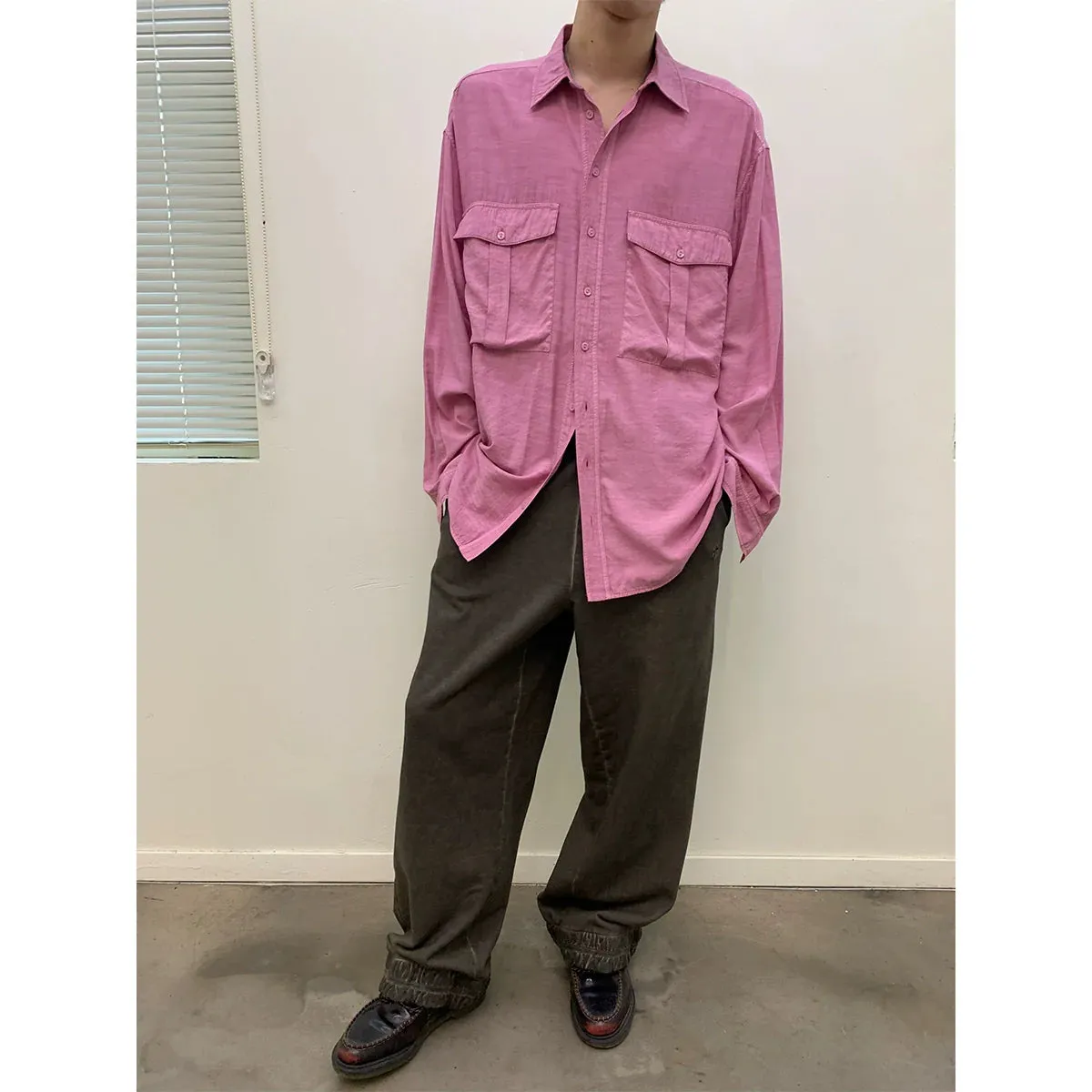 Garment-Dyed Distressed Pleated Sweatpants