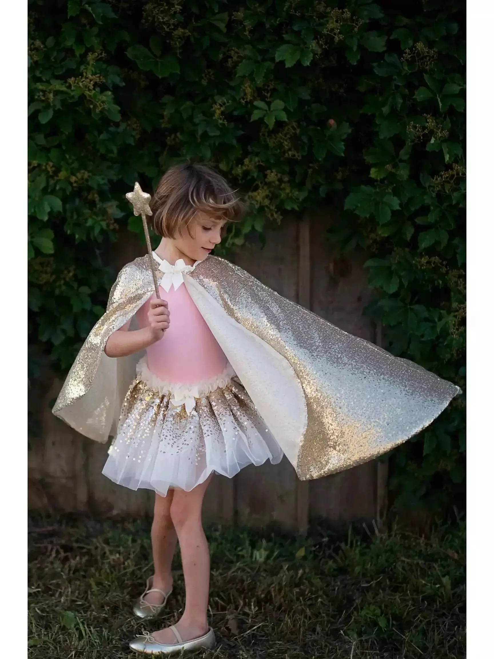 Gracious Gold Sequins Cape