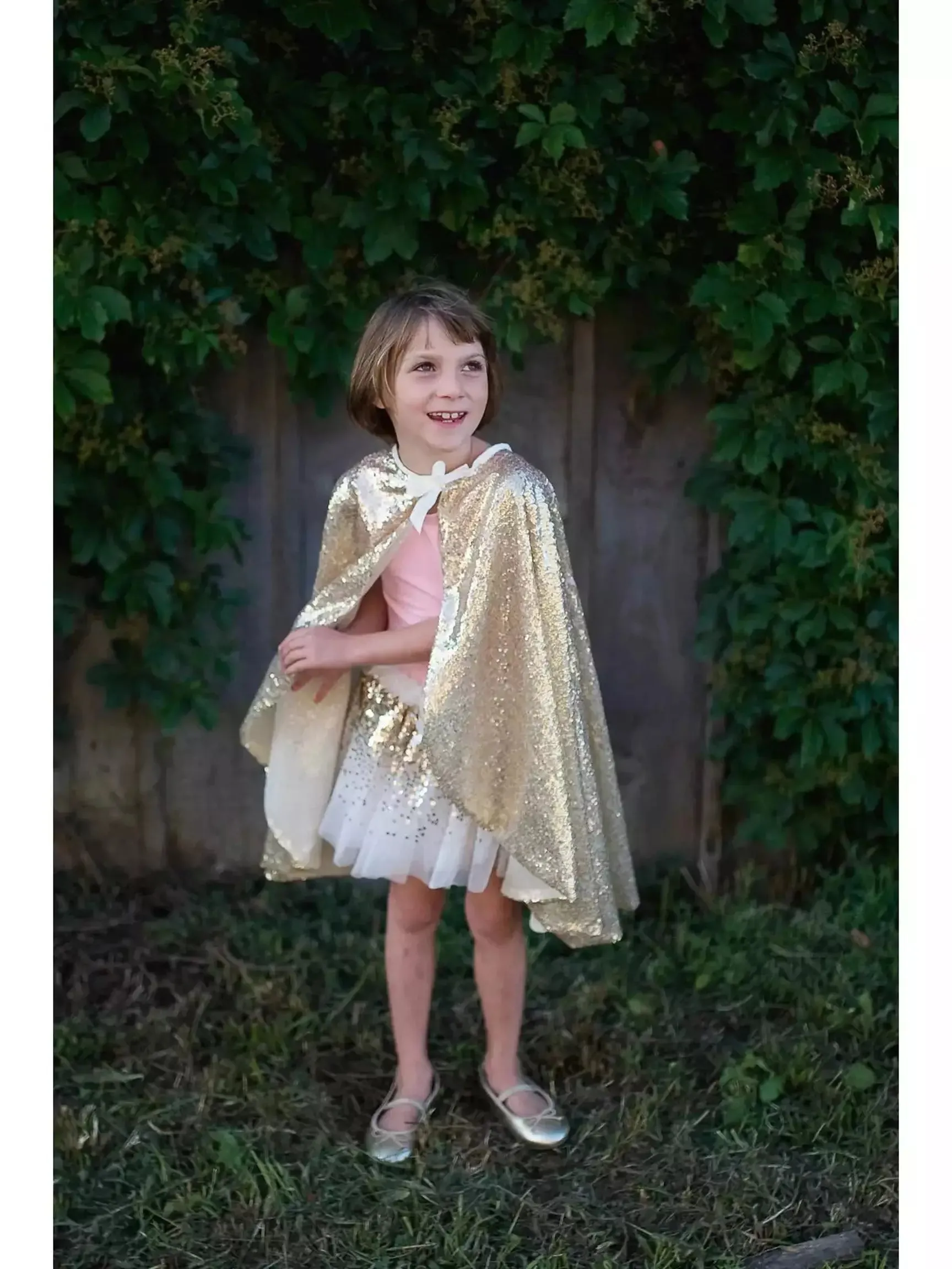 Gracious Gold Sequins Cape