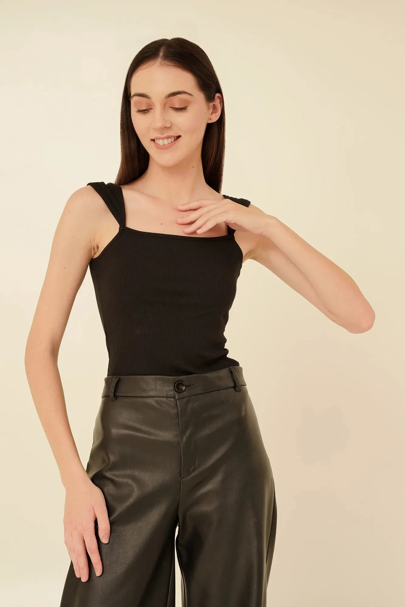 GRWM Square-Neck Singlet Top For Women