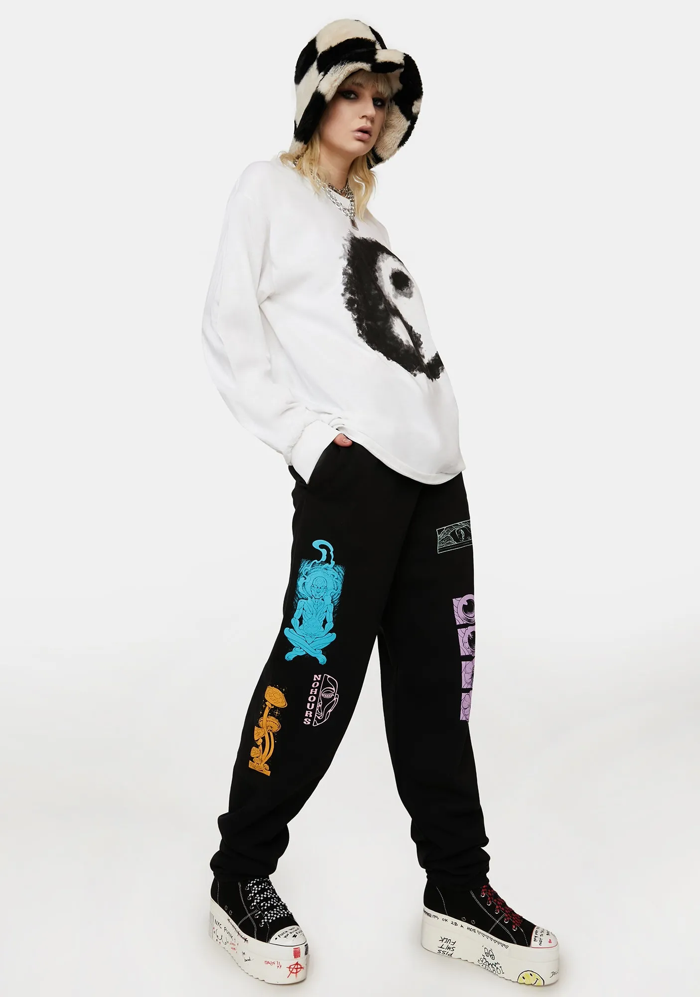 In Thought Graphic Sweatpants