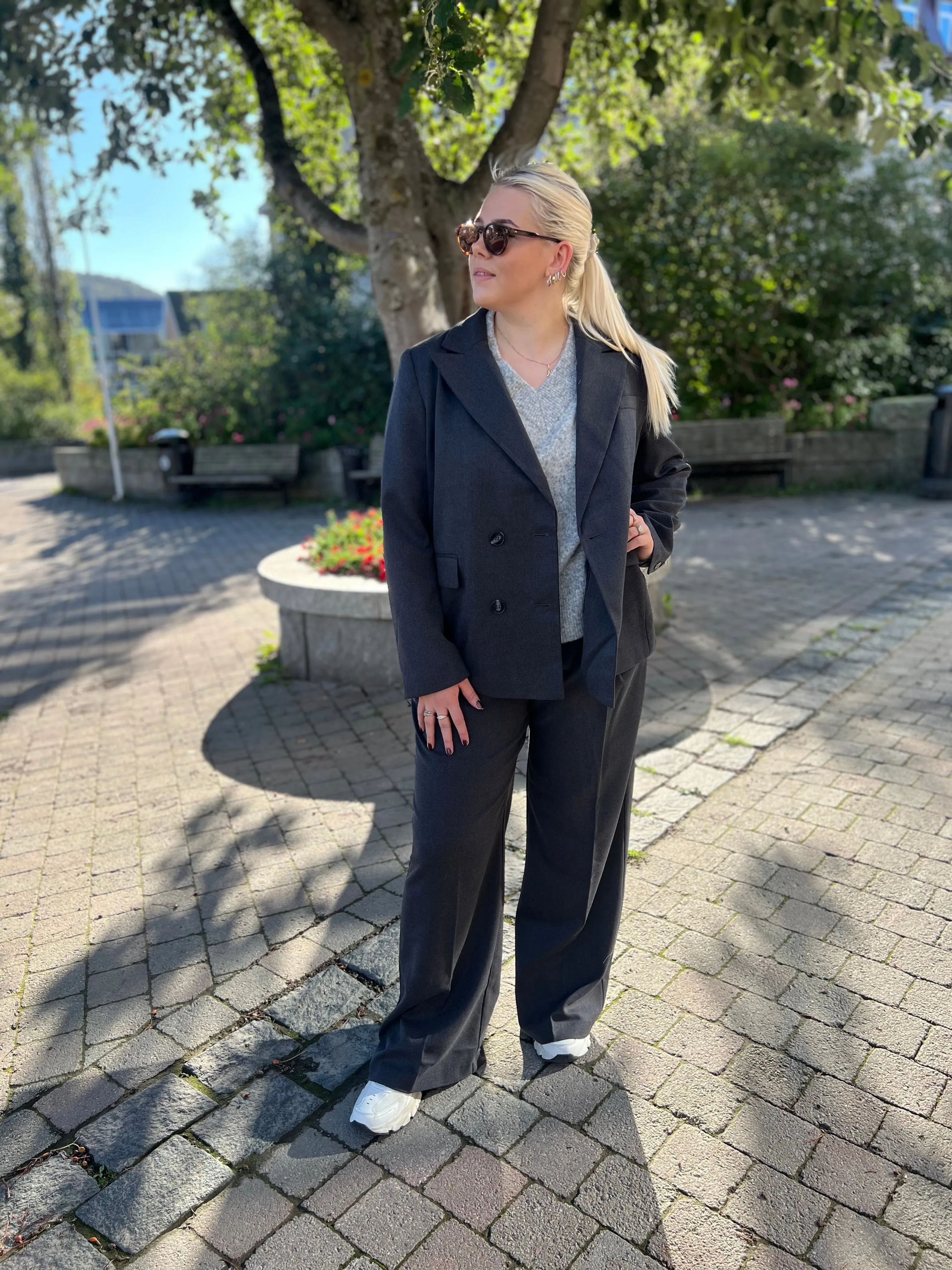 LILY BLAZER DARK GRAY