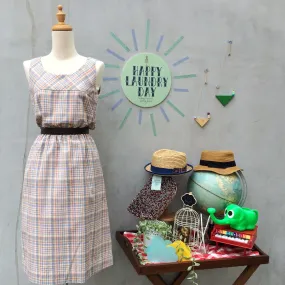 Little Squared Lines | Vintage 1960s 1970s multicoloured Tweed-like Yoked dress