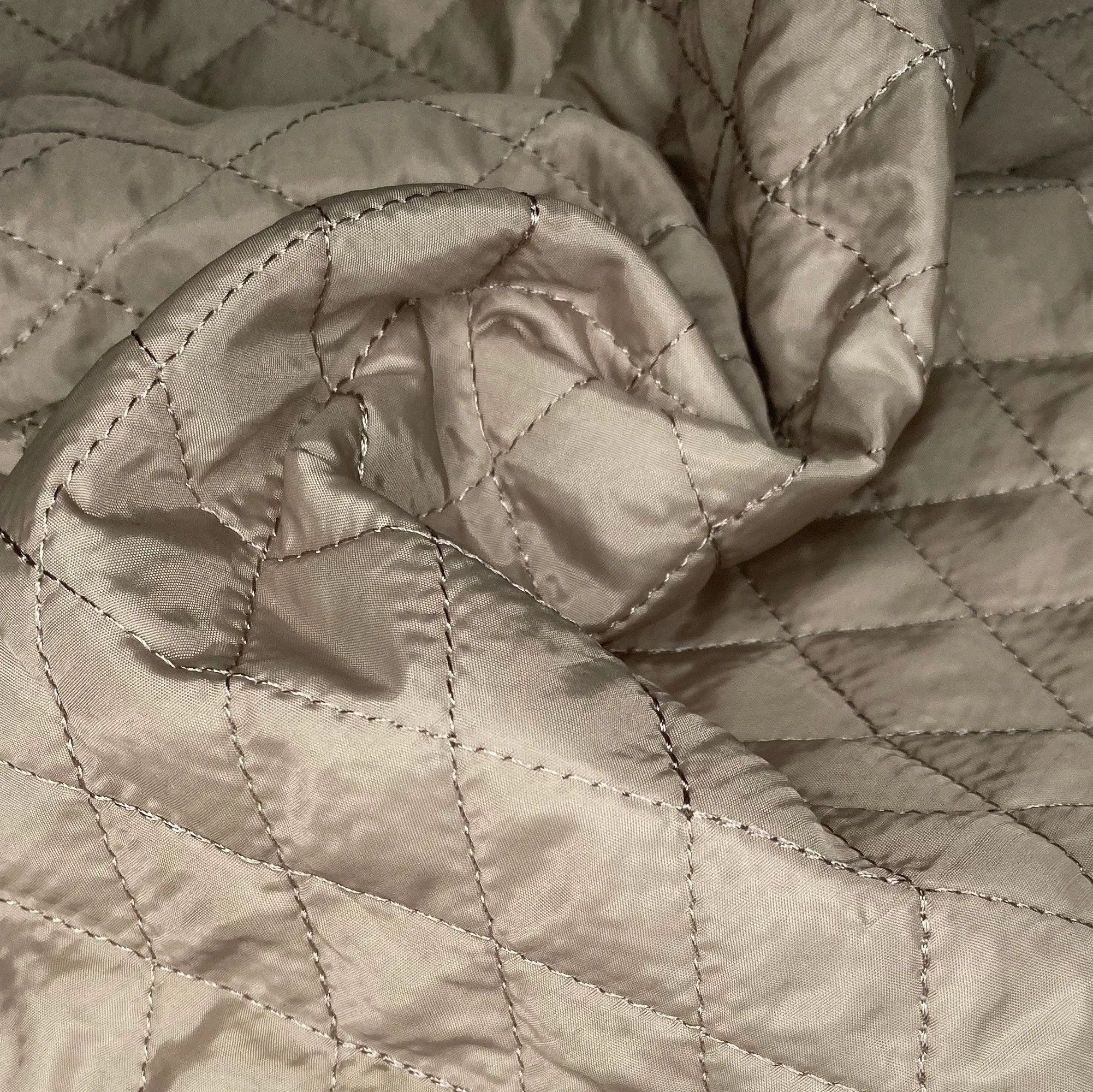 Quilted Nylon - Diamonds - Beige