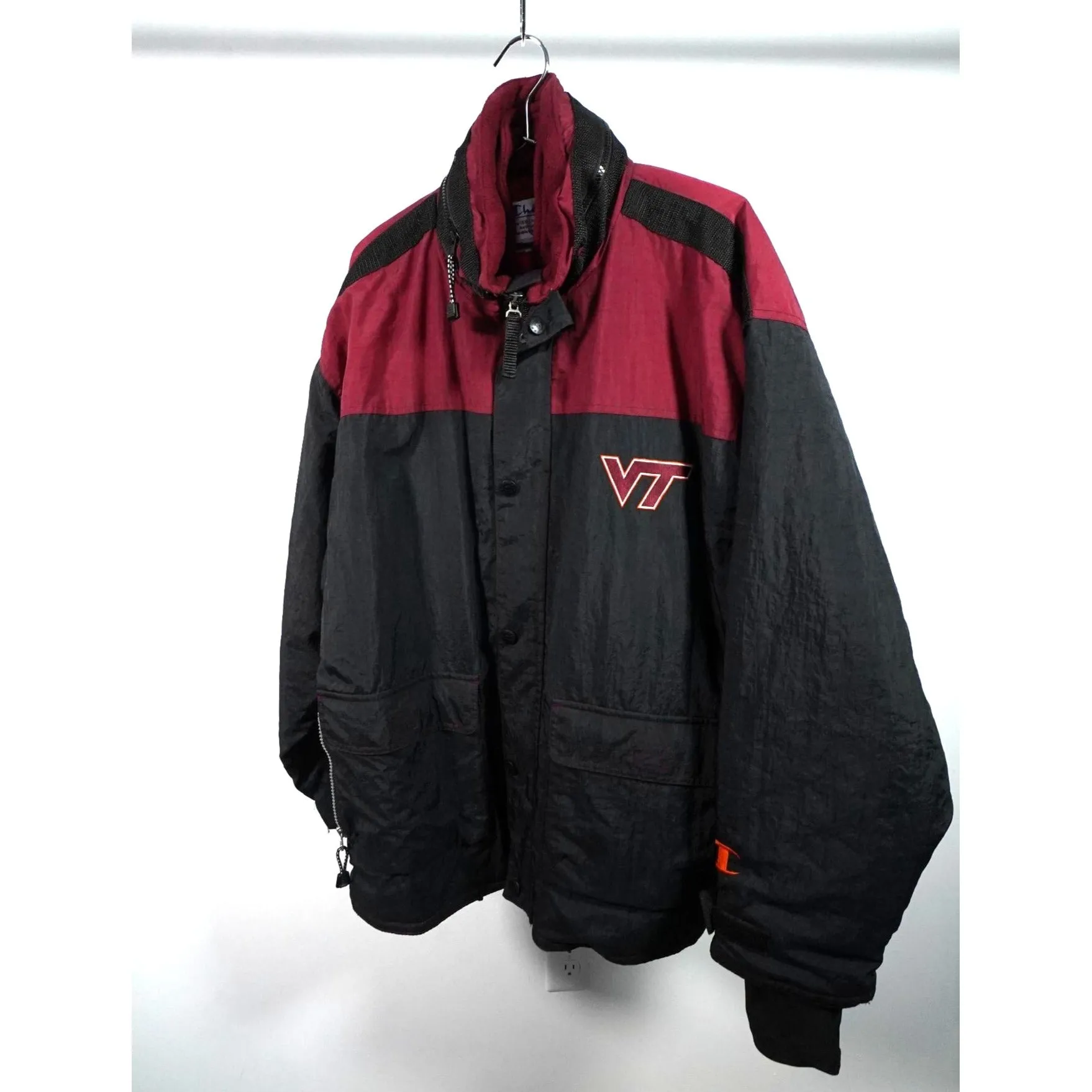 "Retail" Vintage Champion VT Virginia Tech Snap/Full Zip Puffer Jacket Black/Maroon XL