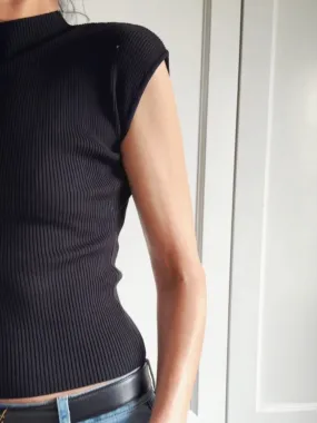 SHORT SLEEVE HIGH NECK RIB TOP - BLACK