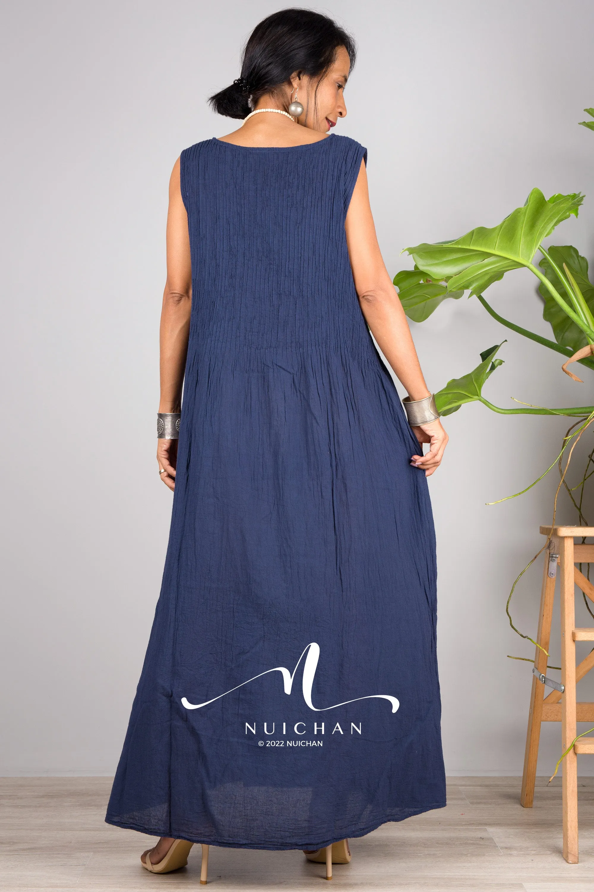 Sleeveless blue cotton dress