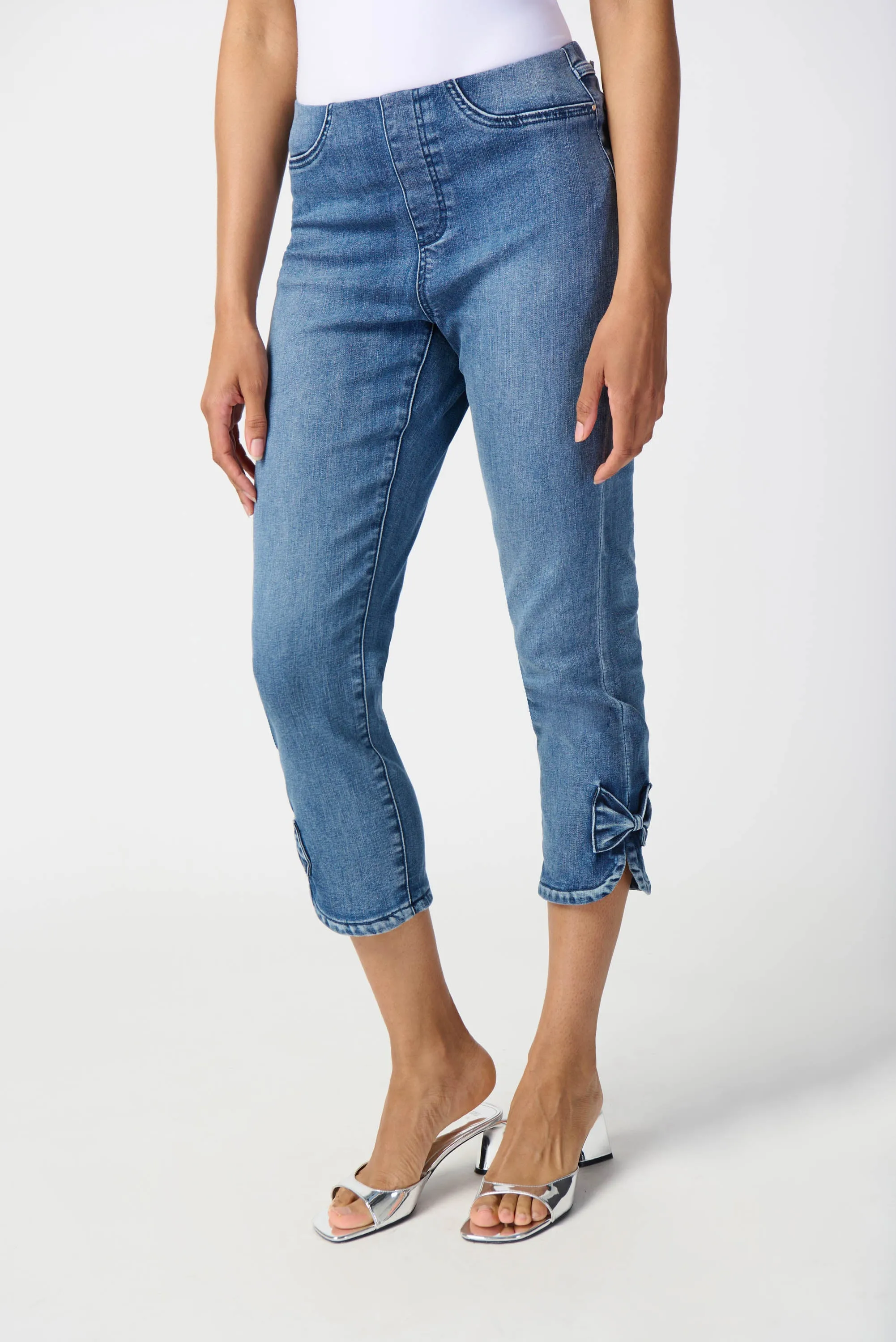 Slim Crop Jeans with Bow Detail