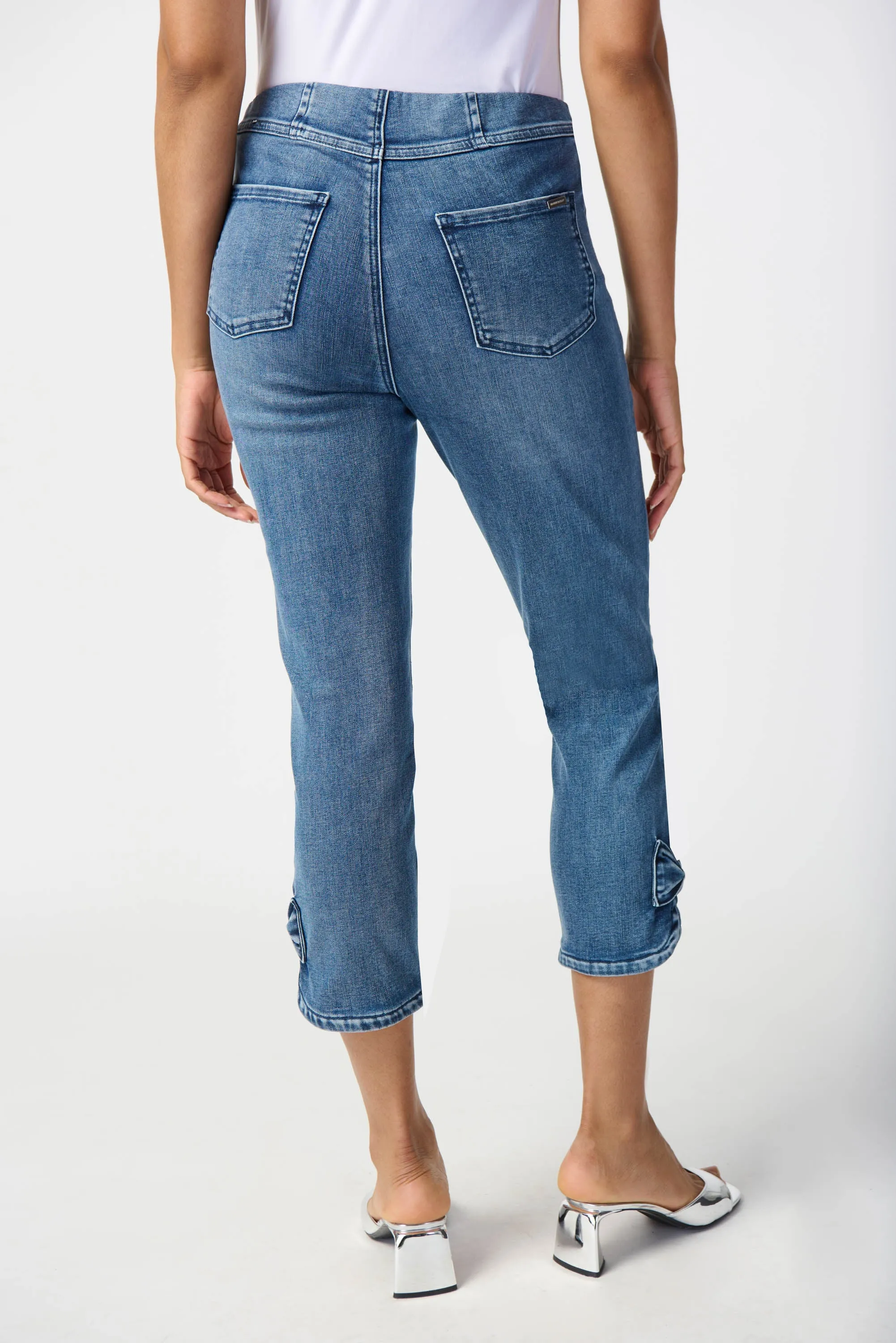 Slim Crop Jeans with Bow Detail