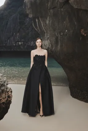 Strapless Full Dress With Embroidery Pattern