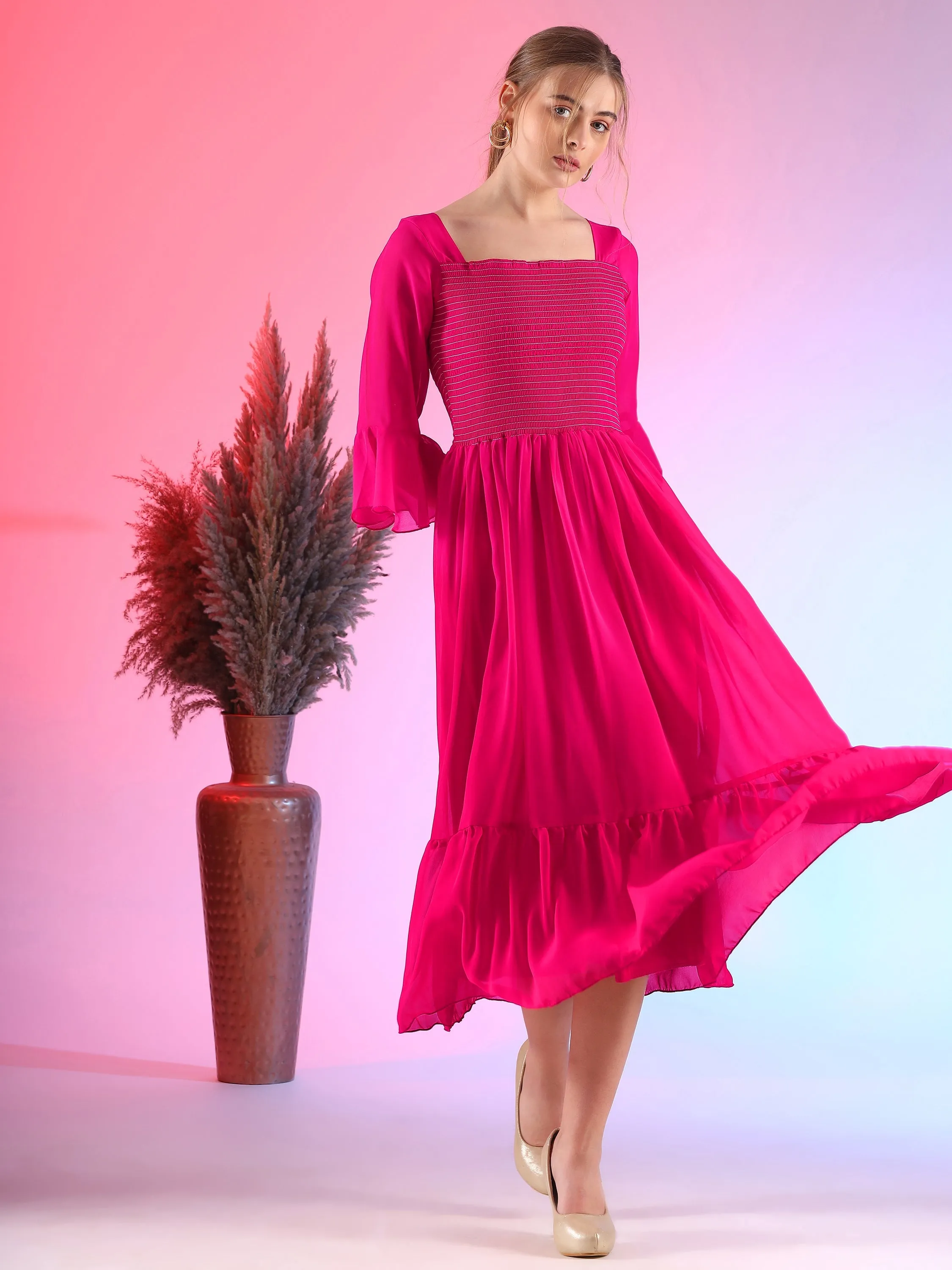 Women Solid Georgette Smoking A-line Midi Dress