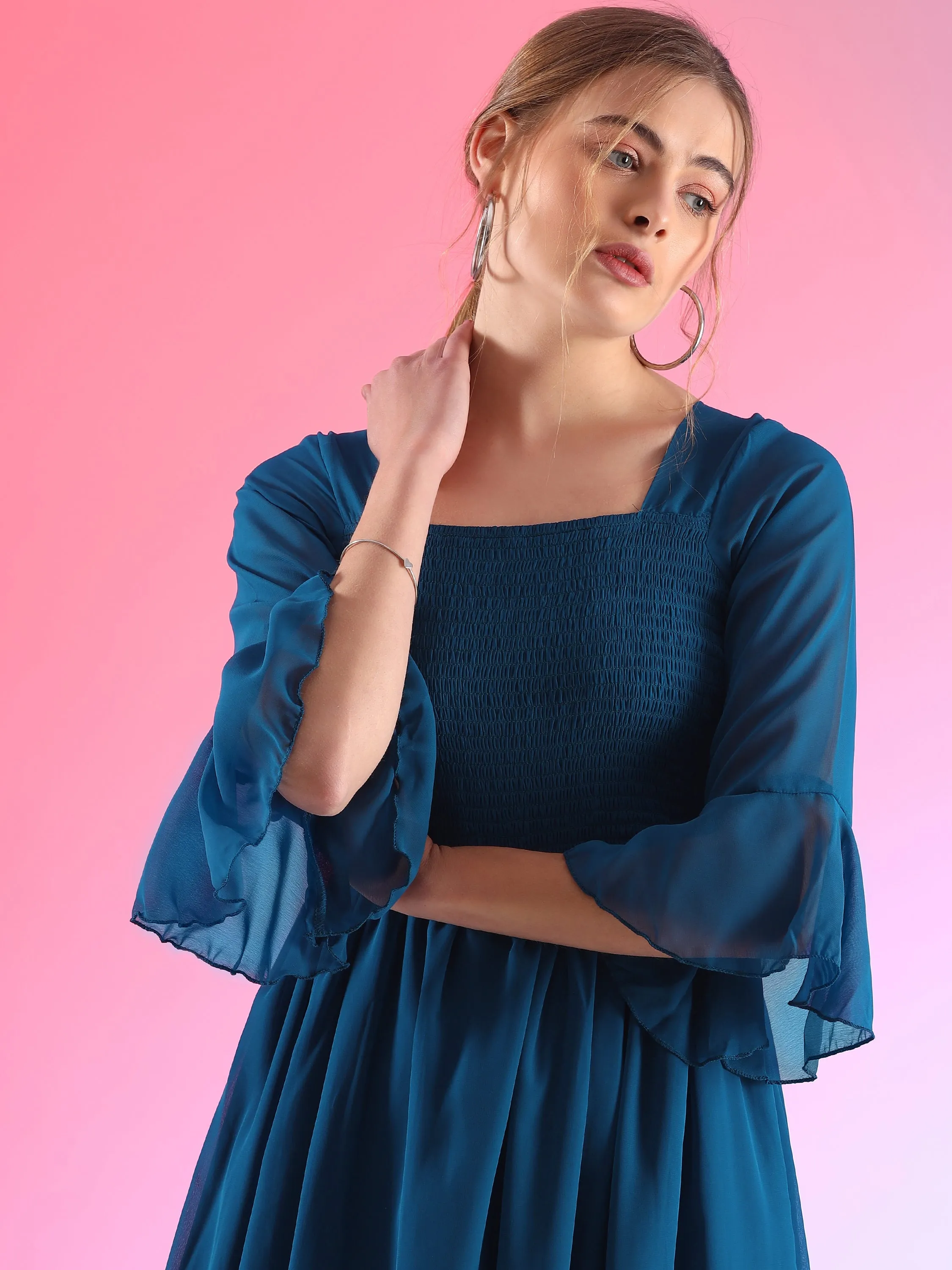 Women Solid Georgette Smoking A-line Midi Dress