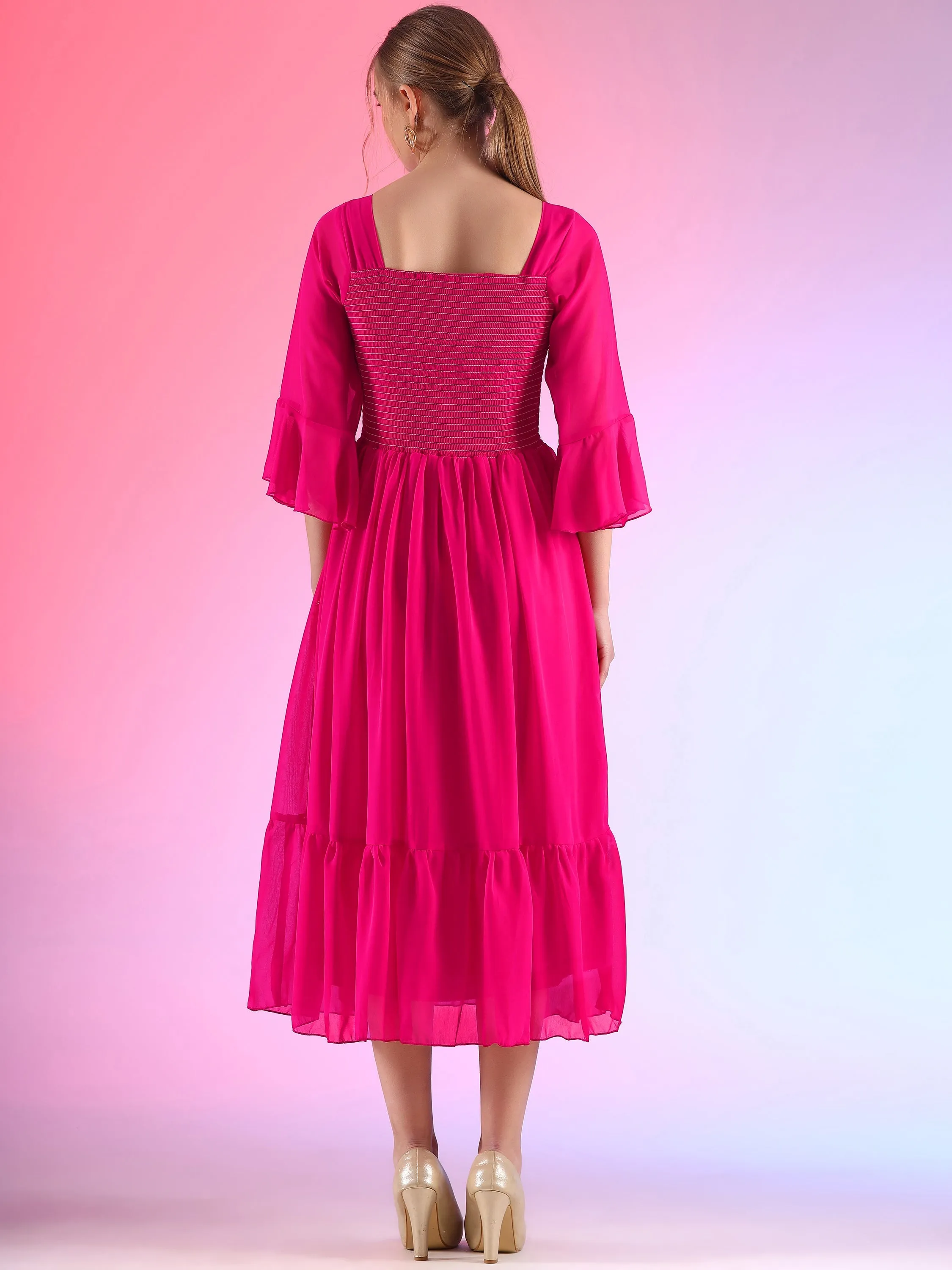 Women Solid Georgette Smoking A-line Midi Dress