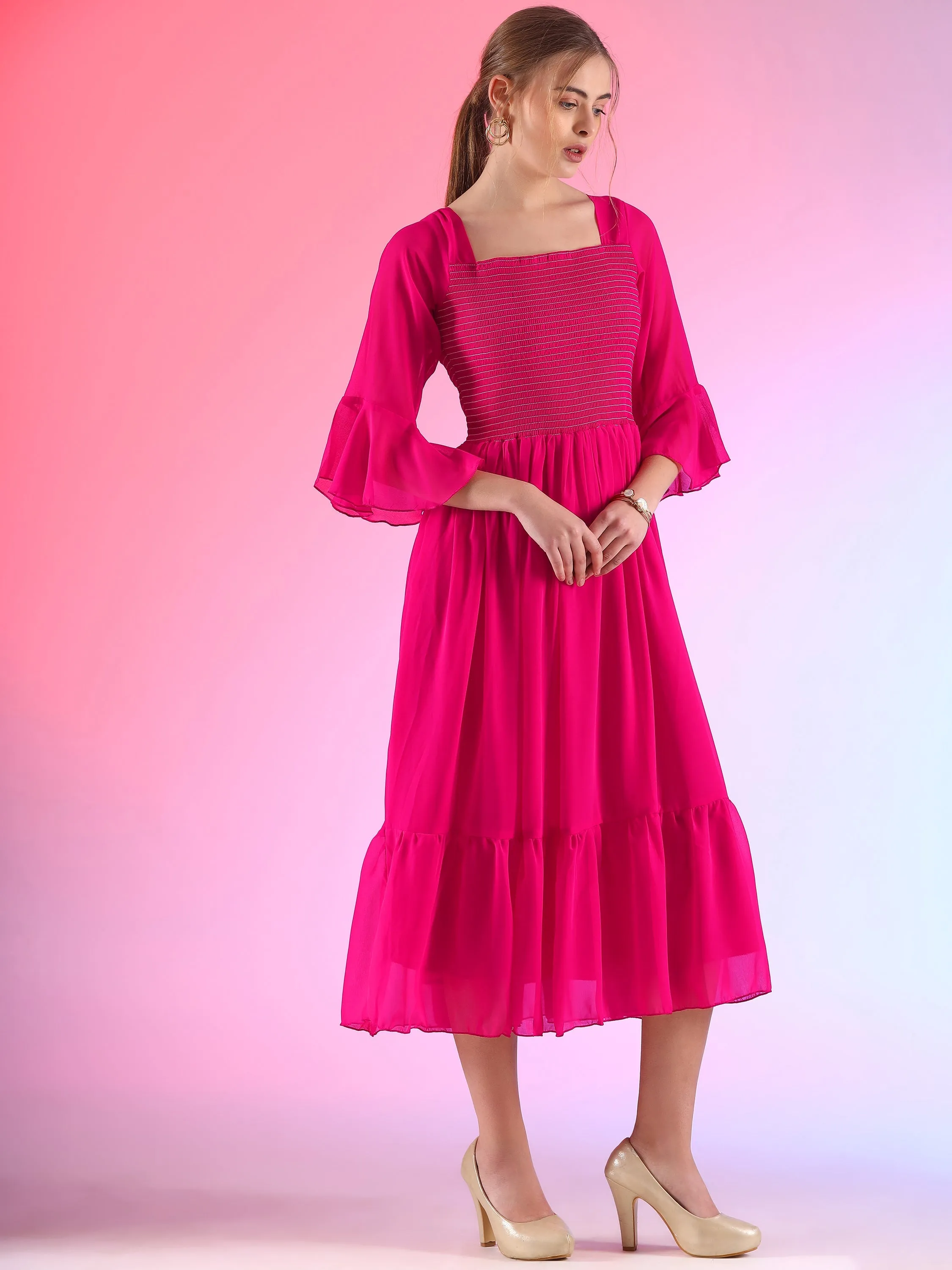 Women Solid Georgette Smoking A-line Midi Dress