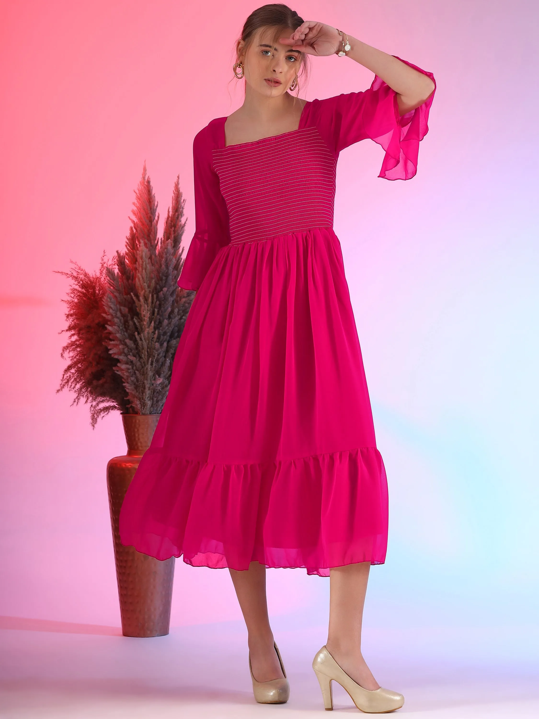 Women Solid Georgette Smoking A-line Midi Dress