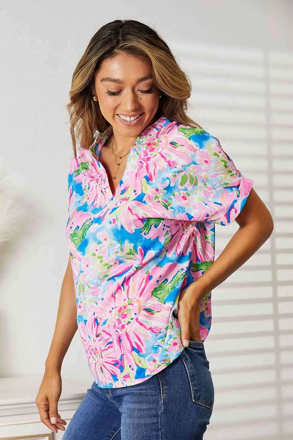 Women's Double Take Floral Notched Neck Short Sleeve Top